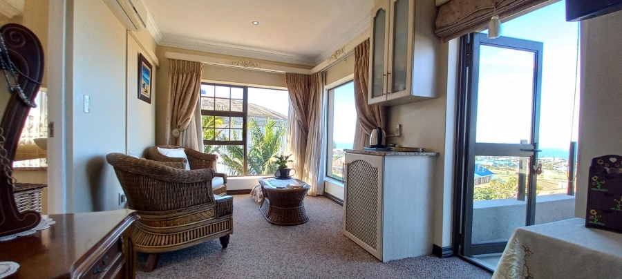 4 Bedroom Property for Sale in Hartenbos Heuwels Western Cape